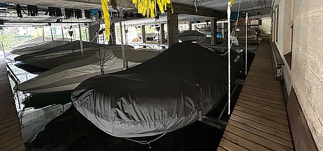 Elektrische Bootshebeanlage