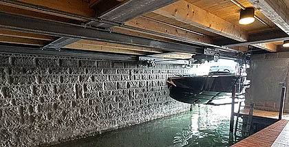 Elektrischer Teleskop-Bootslift