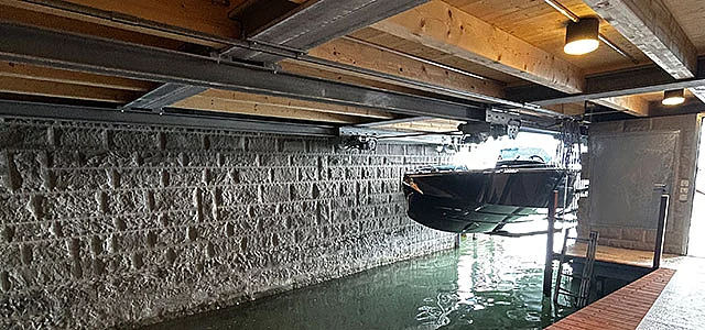 Elektrischer Teleskop-Bootslift