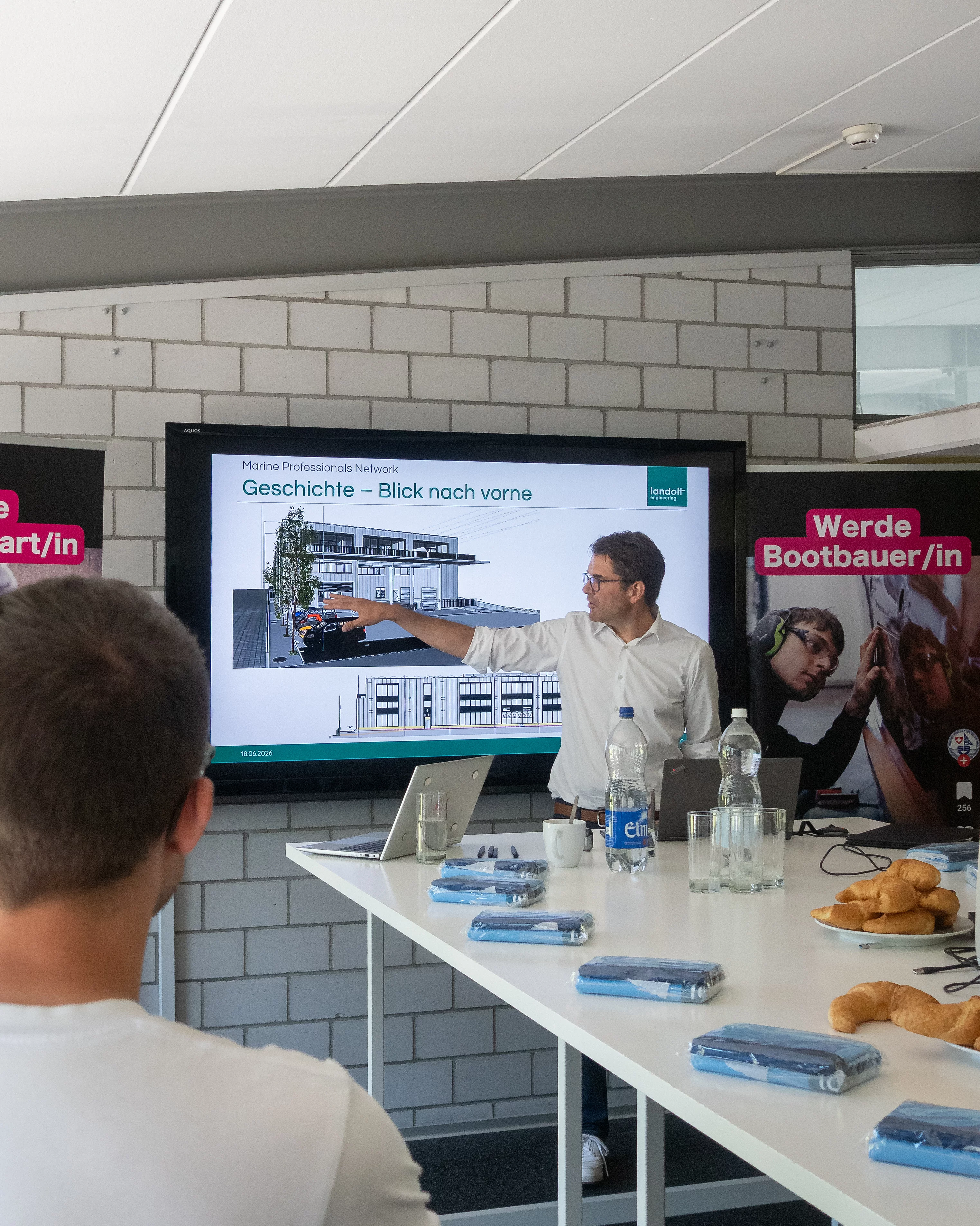Besuch des Marine Professionals Networks Besuch des Marine Professionals Networks